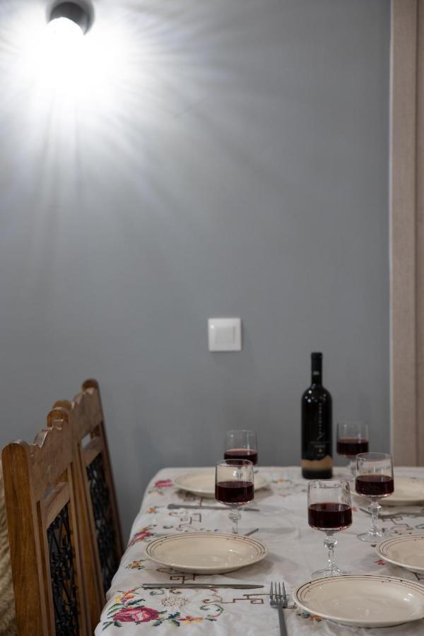Apartment Danai House *